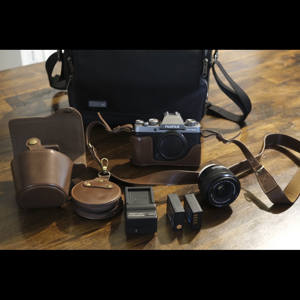 Fujifilm x-t100 camera with extras